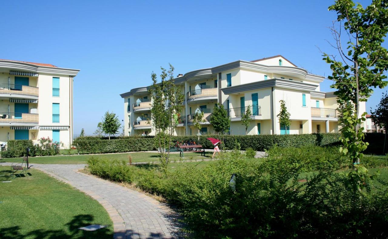 Tigli Lido Altanea Lägenhet Caorle Exteriör bild